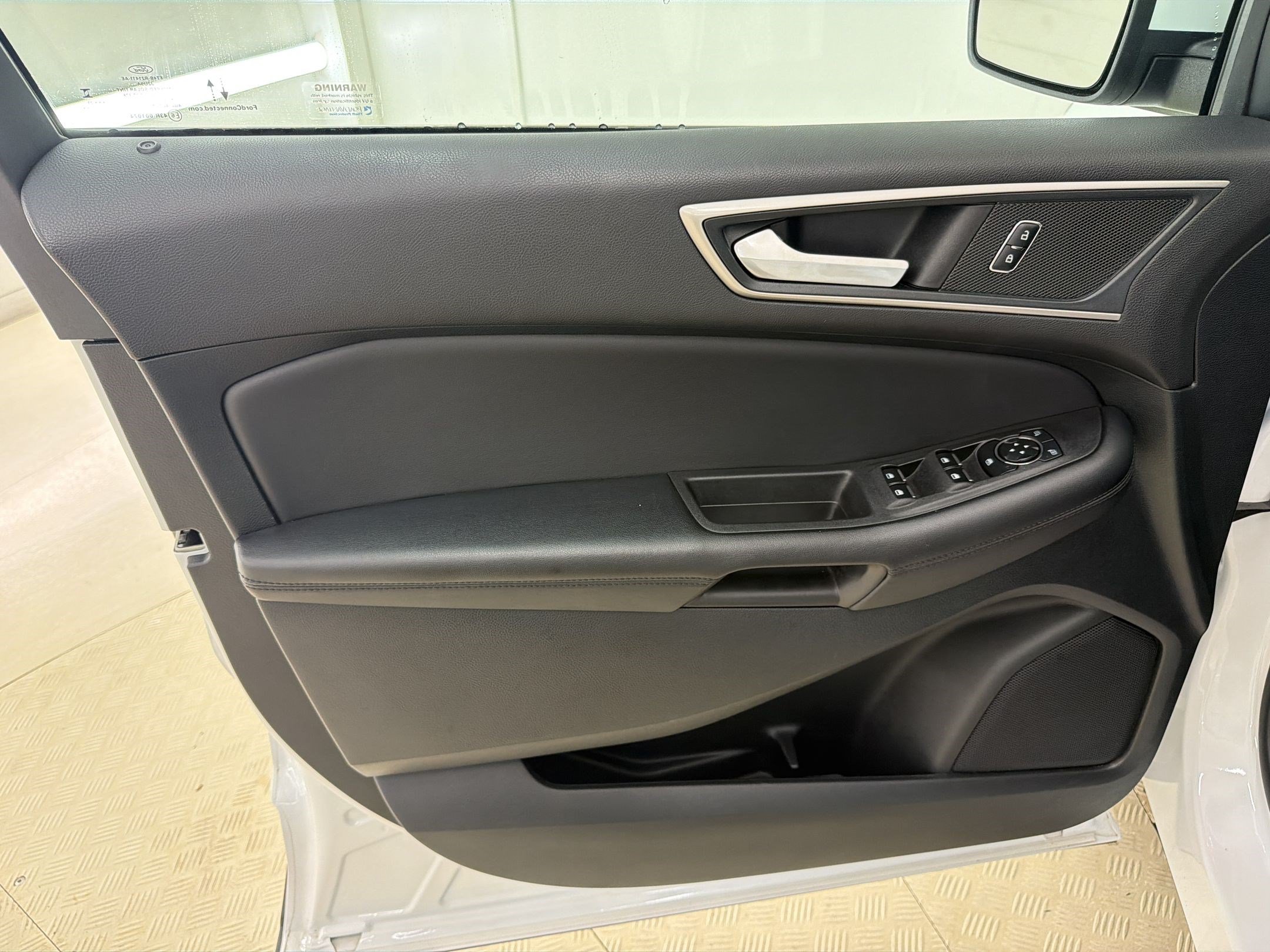 Certified 2023 Ford Edge SEL w/ Convenience Package AWD/4WD image 13