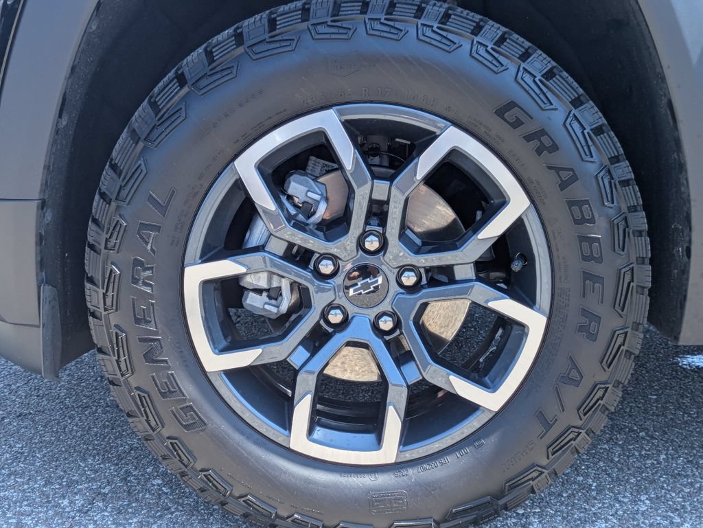 Used 2026 Chevrolet Equinox ACTIV w/ Convenience Package III FWD image 10