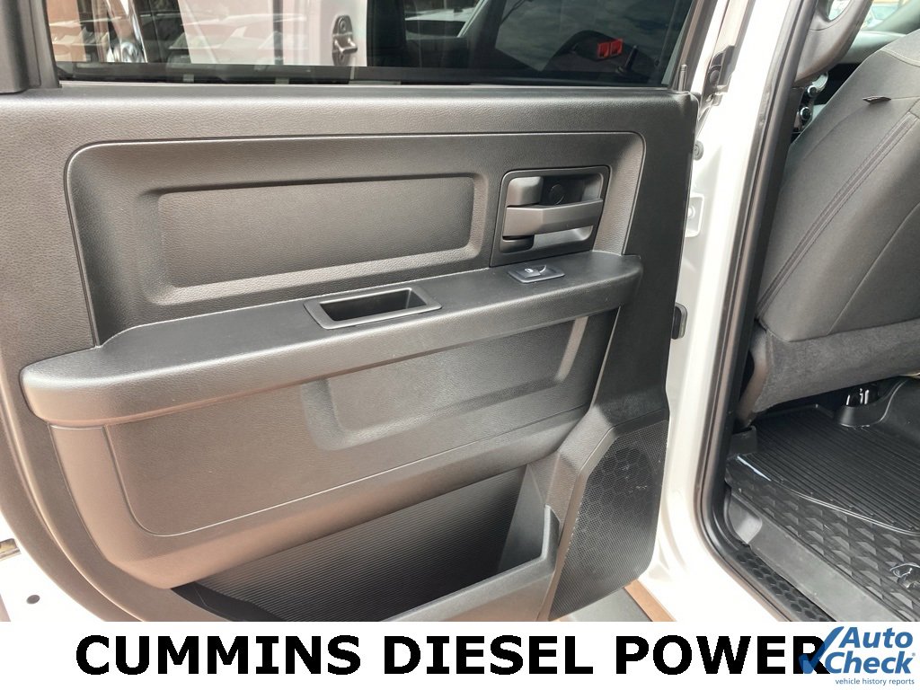 Used 2024 RAM 2500 Tradesman w/ Chrome Appearance Group image 17