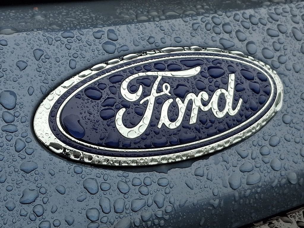 Certified 2025 Ford Explorer ST w/ Sun And Sound Package image 31