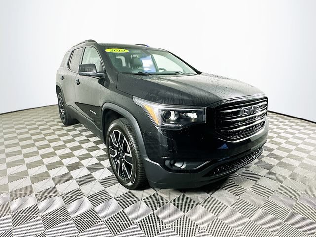 Used 2019 GMC Acadia SLT w/ Black Edition FWD image 4