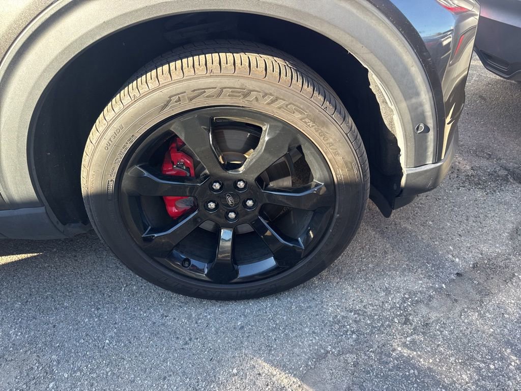 Certified 2020 Ford Explorer ST w/ ST Street Pack image 4