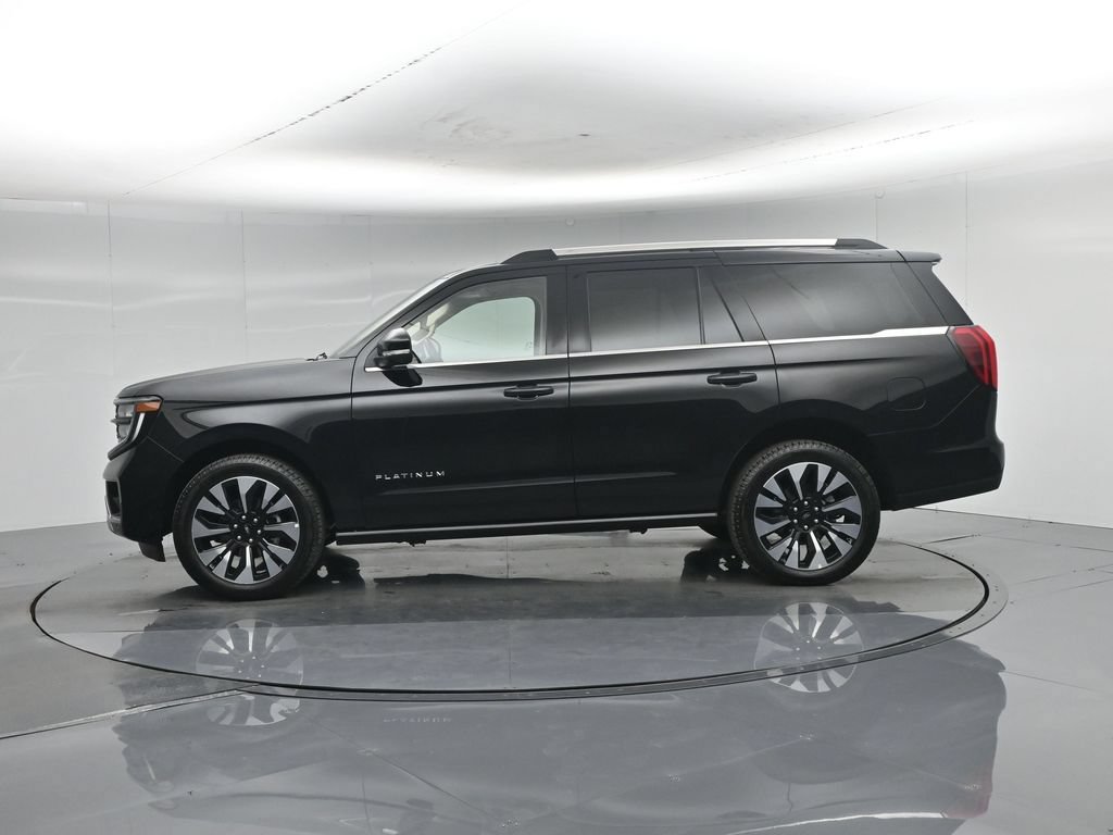 Certified 2025 Ford Expedition Platinum w/ Driver's Package AWD/4WD image 36