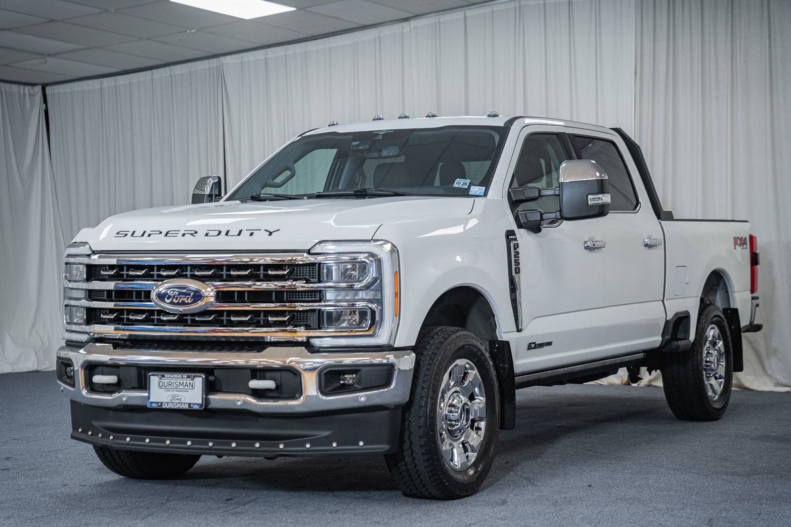 Certified 2023 Ford F250 Lariat w/ Lariat Ultimate Package AWD/4WD image 3
