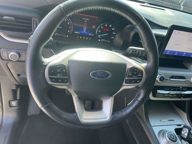 Certified 2023 Ford Explorer XLT RWD image 19