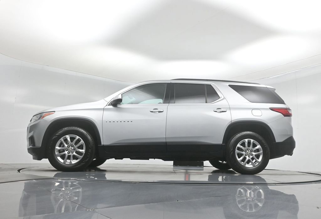 Used 2021 Chevrolet Traverse LT image 20