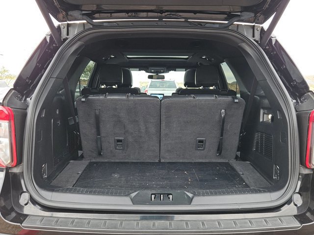 Certified 2022 Ford Explorer ST image 9