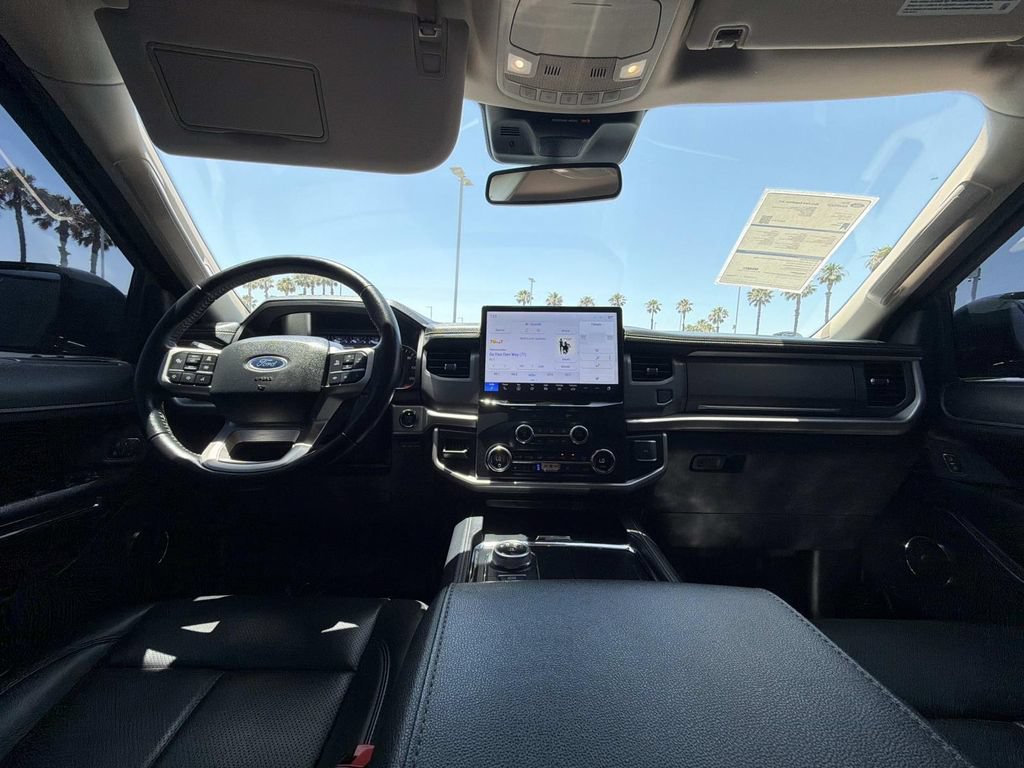 Certified 2022 Ford Expedition XLT RWD image 17
