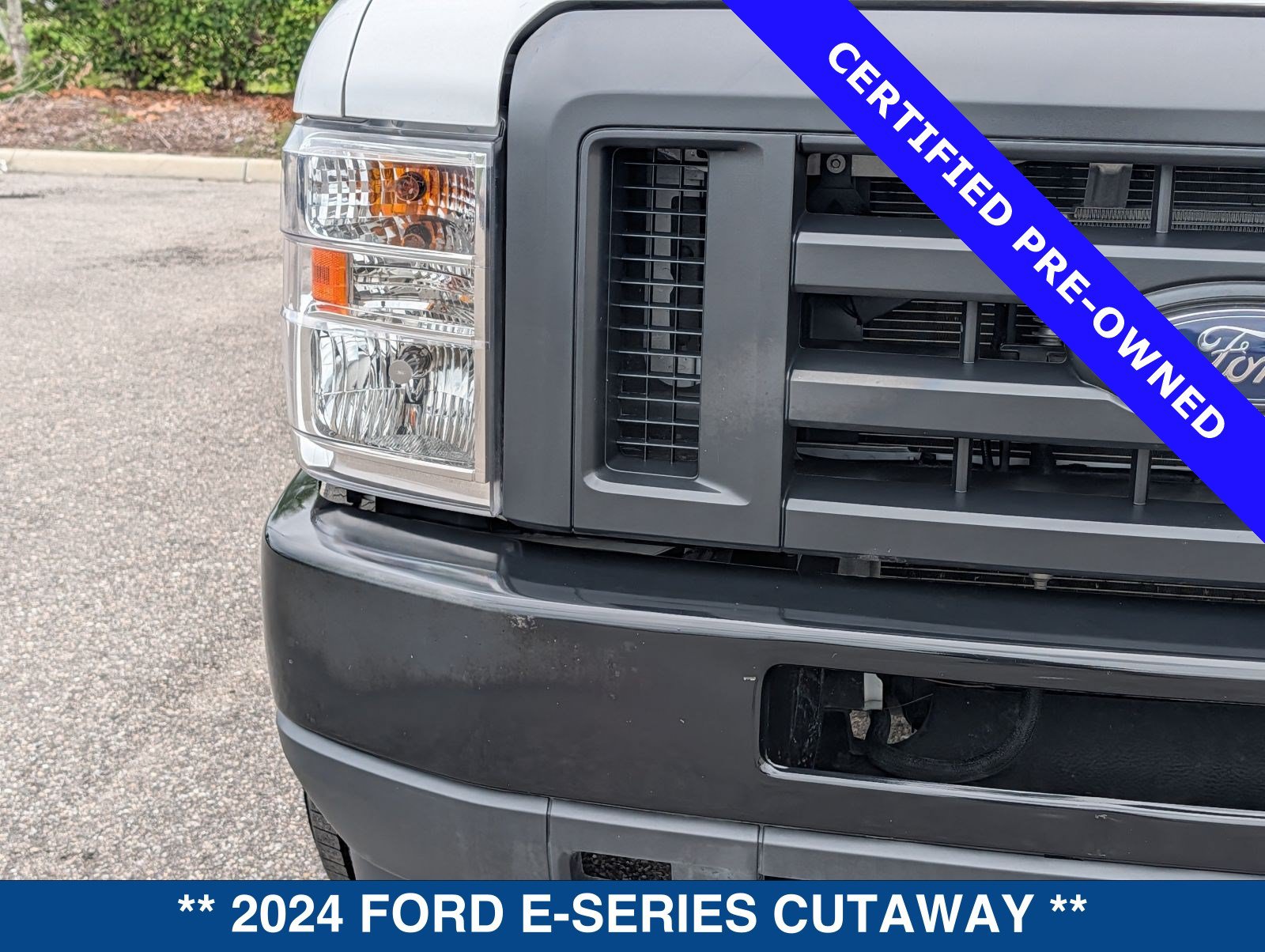 Certified 2024 Ford E-350 and Econoline 350 Super Duty w/ Power Windows & Locks Group RWD image 10