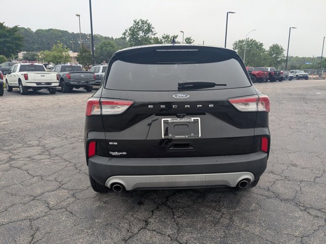 Certified 2022 Ford Escape SE w/ Convenience Package FWD image 9