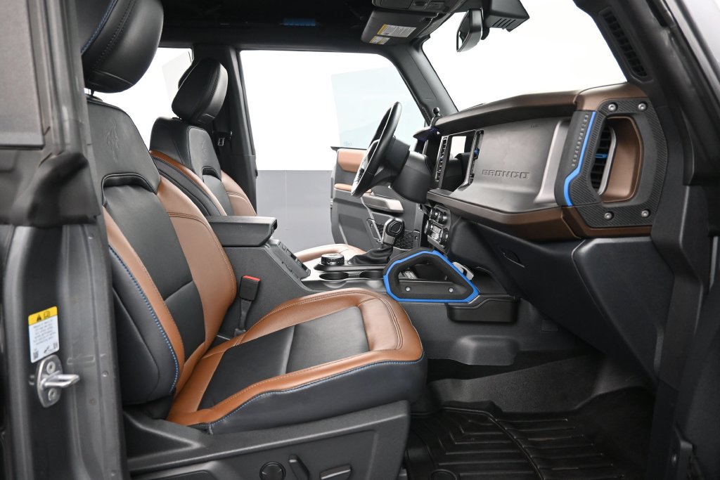 Certified 2023 Ford Bronco Outer Banks AWD/4WD image 9