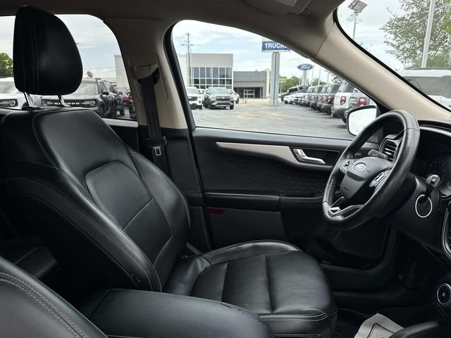Certified 2020 Ford Escape SEL FWD image 10