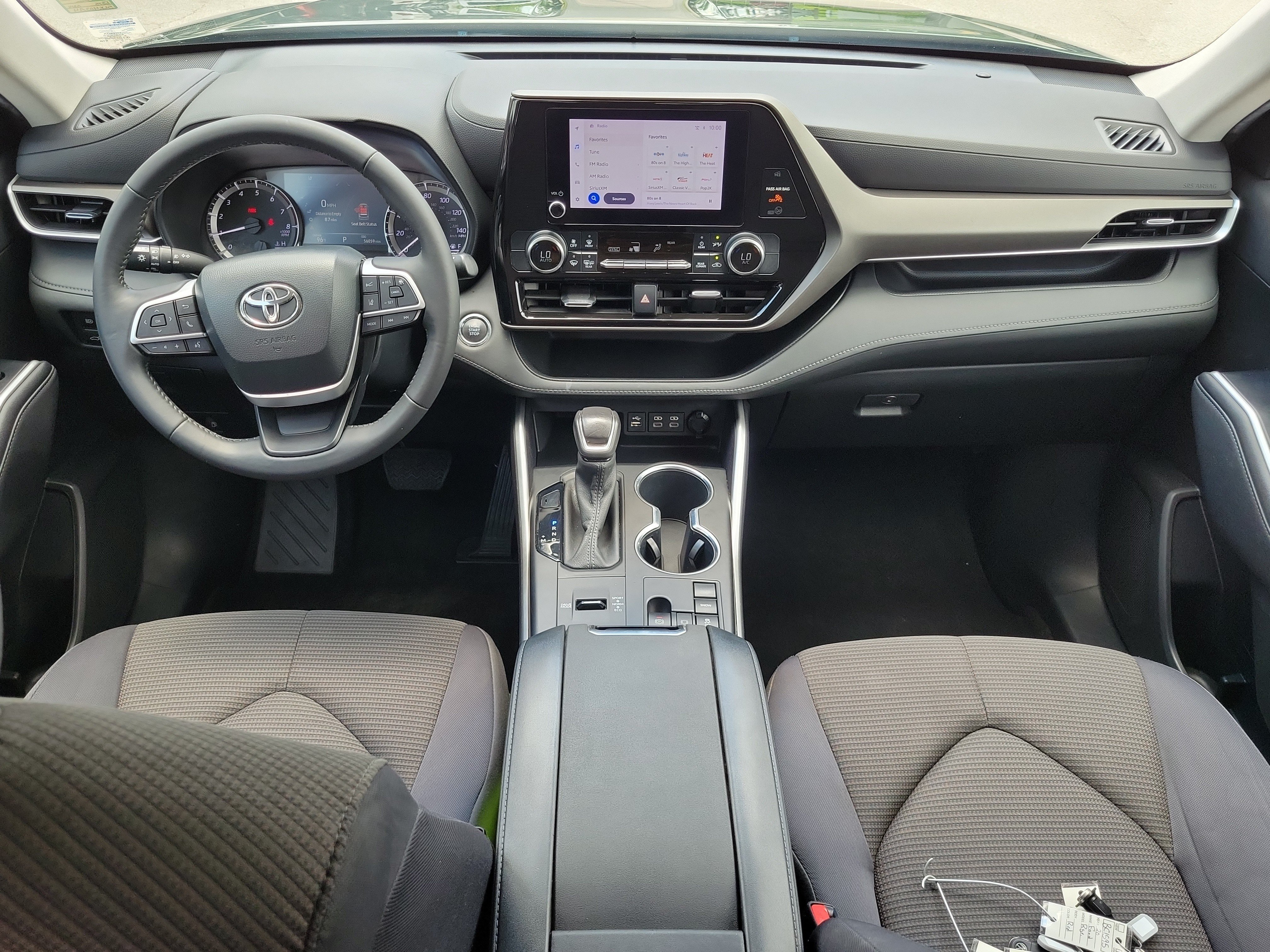 Used 2023 Toyota Highlander LE FWD image 15