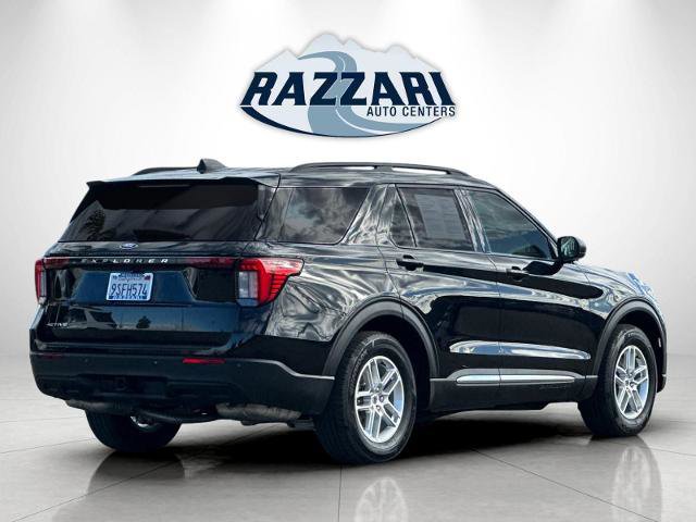 Certified 2025 Ford Explorer Active RWD image 5