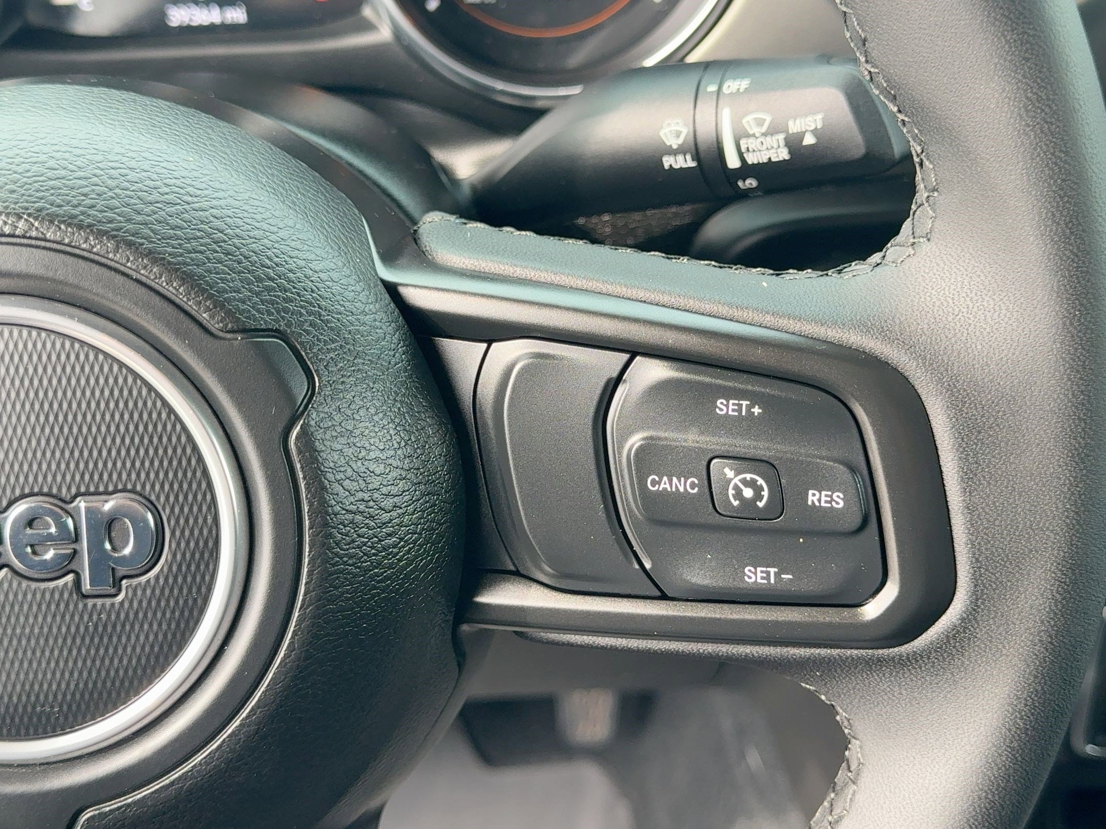 Used 2023 Jeep Gladiator Willys image 17