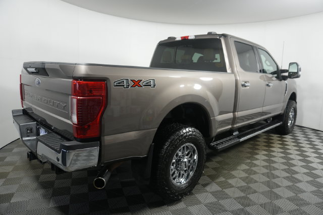 Certified 2022 Ford F350 Lariat w/ Chrome Package AWD/4WD image 3