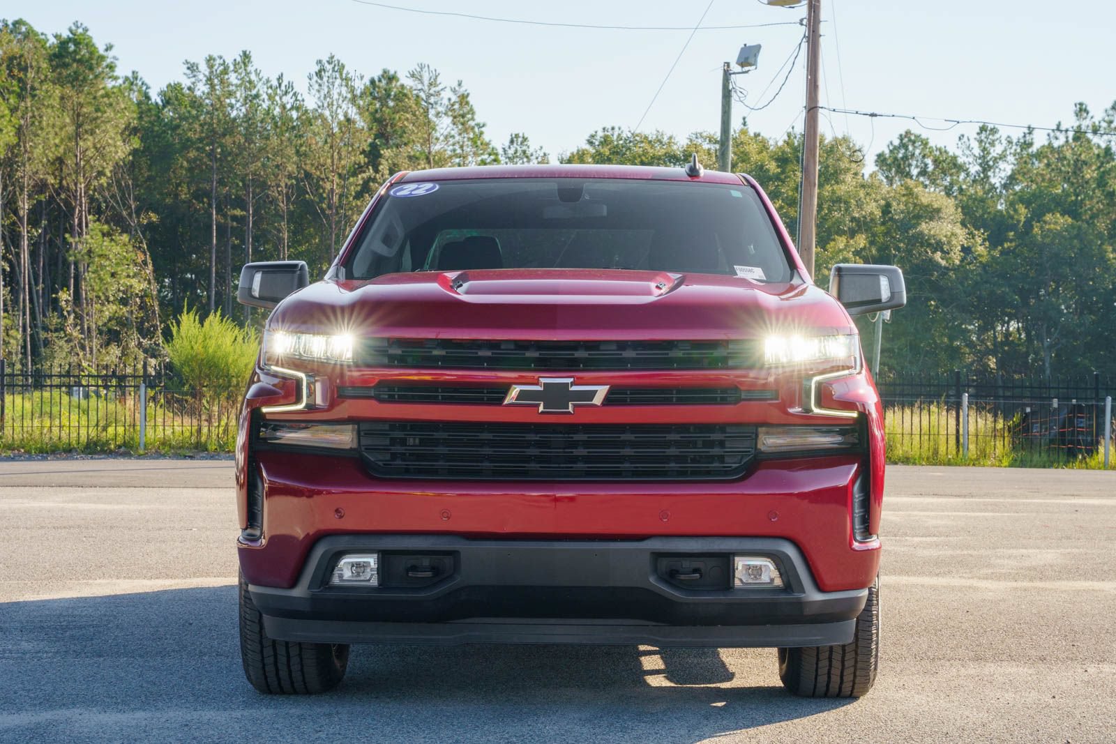 Used 2022 Chevrolet Silverado 1500 RST AWD/4WD image 2