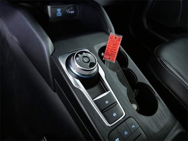 Certified 2022 Ford Escape Titanium w/ Class II Trailer Tow Package image 20