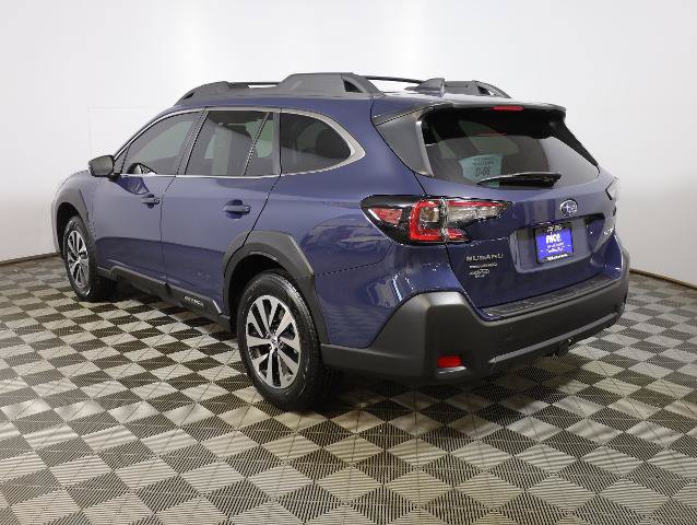 Used 2025 Subaru Outback Premium w/ Popular Package #1A AWD/4WD image 8