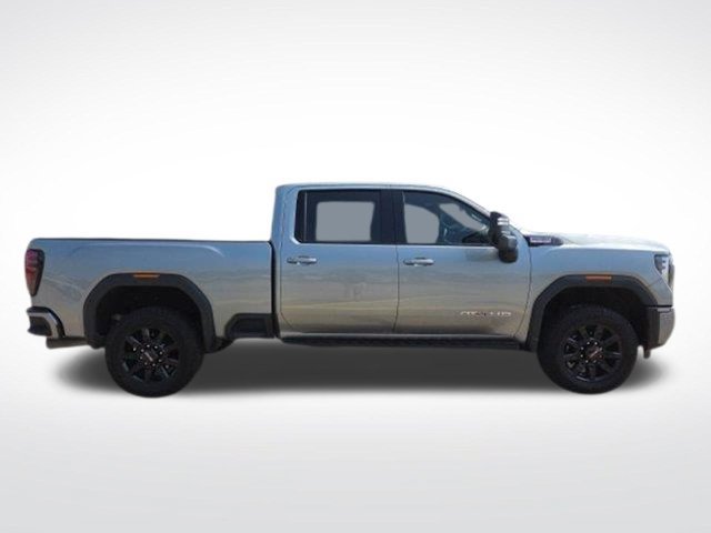 Used 2024 GMC Sierra 2500 AT4 w/ AT4 Premium Plus Package AWD/4WD image 15