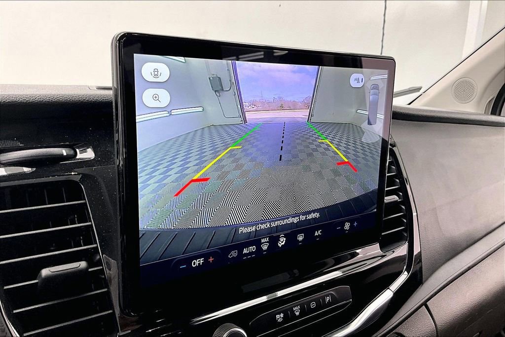 Certified 2024 Ford Transit 350 XLT image 21