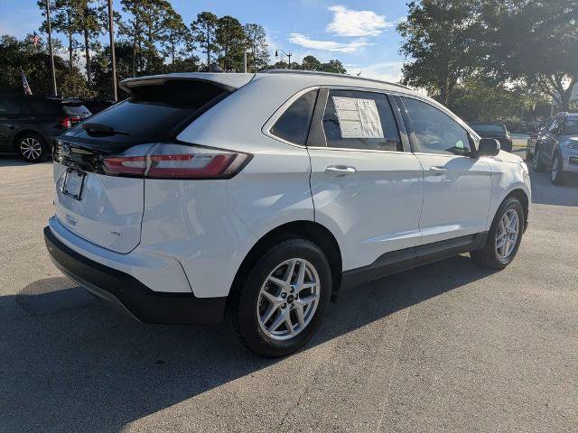 Certified 2023 Ford Edge SEL w/ Convenience Package AWD/4WD image 4
