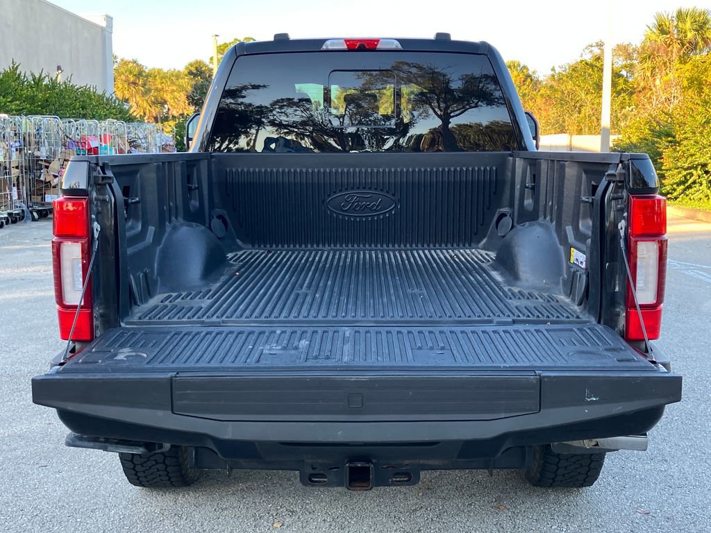 Certified 2022 Ford F250 Platinum w/ FX4 Off-Road Package image 30