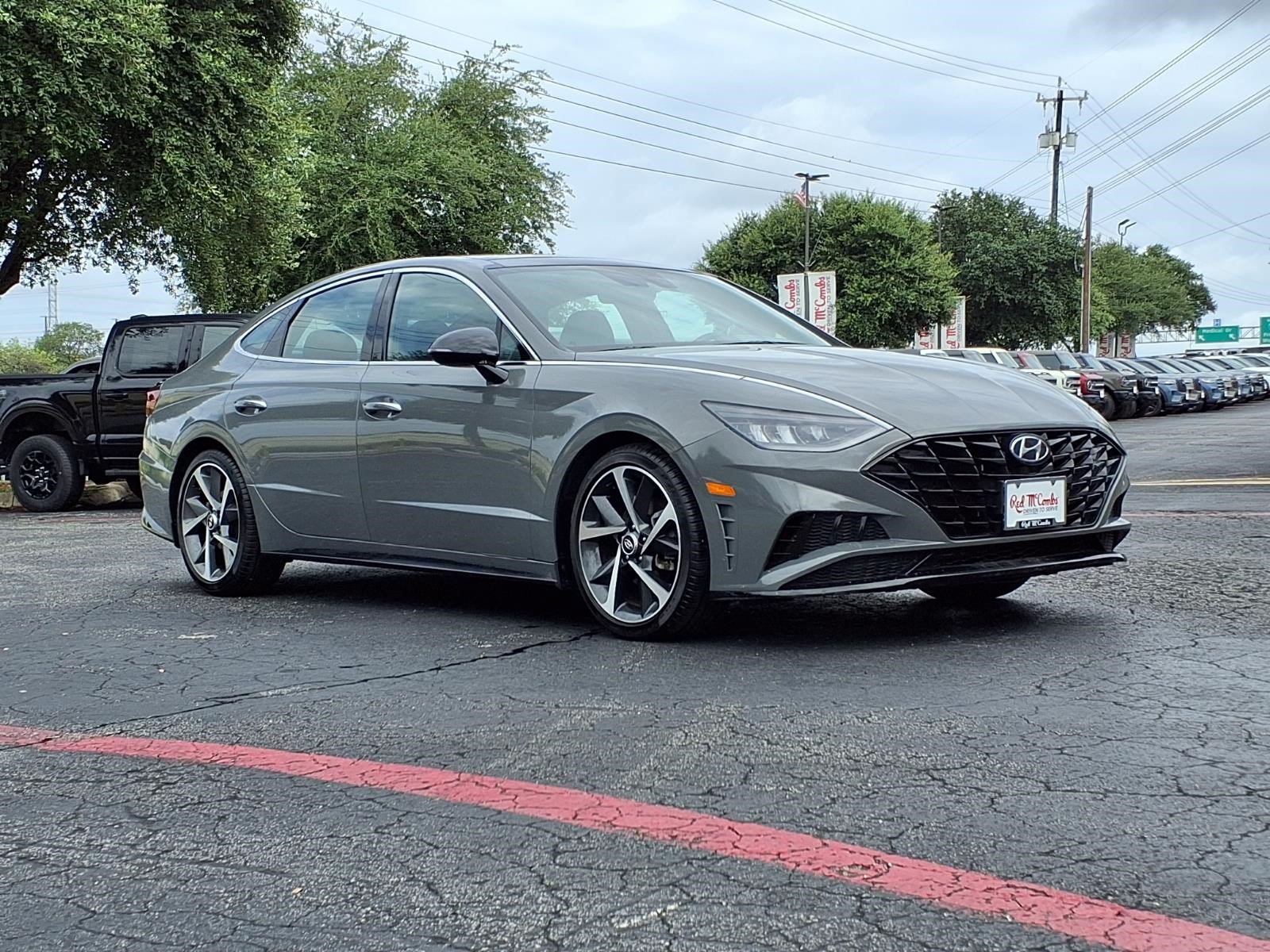 Used 2023 Hyundai Sonata SEL Plus FWD image 4