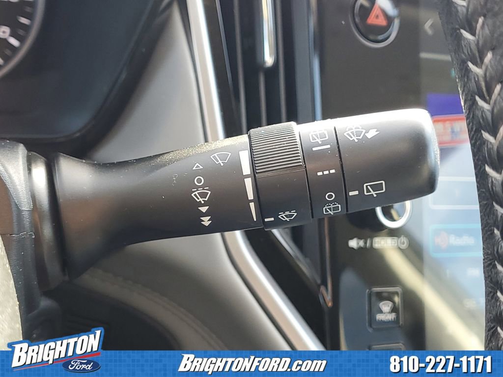 Used 2023 Subaru Outback Premium image 22