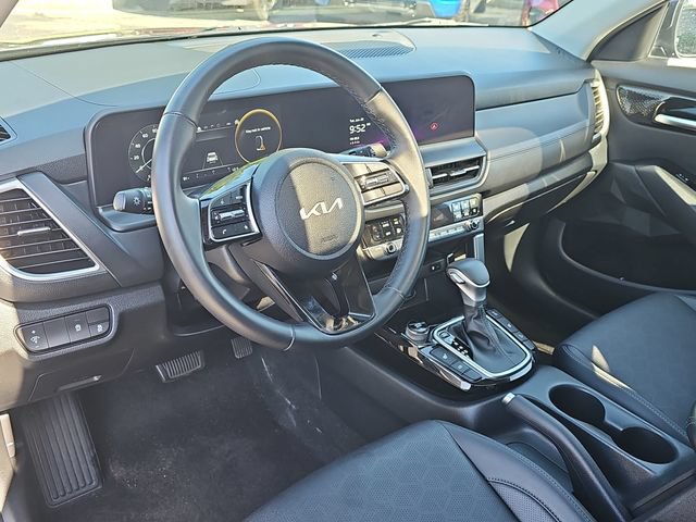 Used 2024 Kia Seltos EX AWD/4WD image 15
