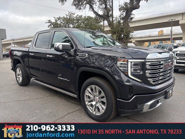 Used 2022 GMC Sierra 1500 Denali image 5