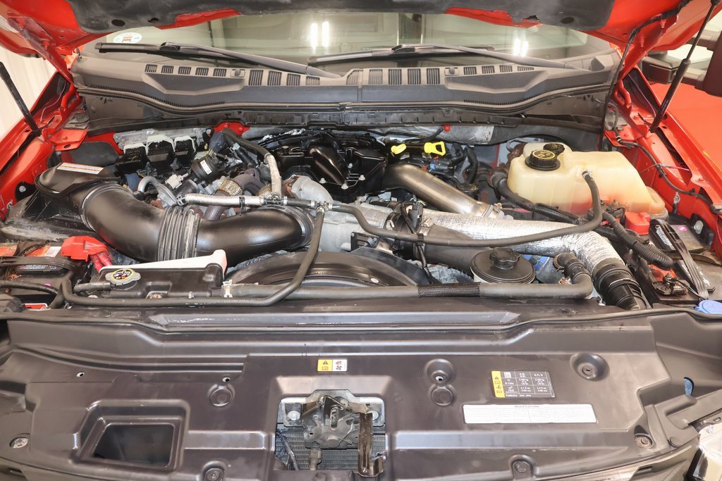 Certified 2017 Ford F550 4x4 Regular Cab Super Duty image 28