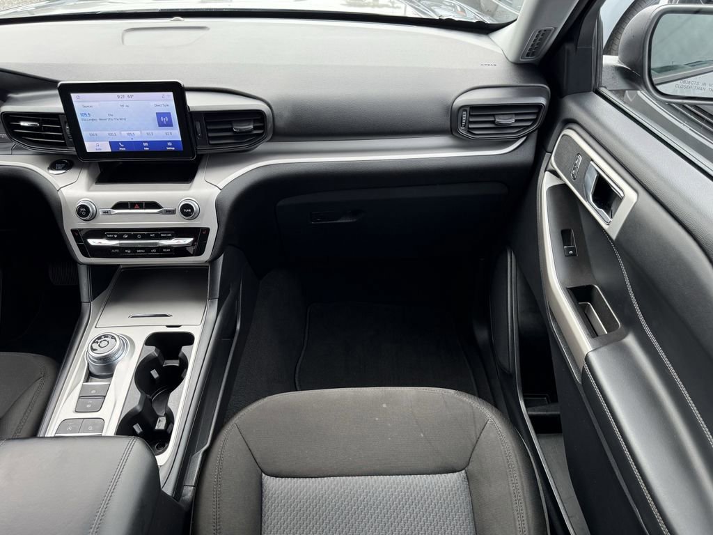 Certified 2024 Ford Explorer XLT image 17