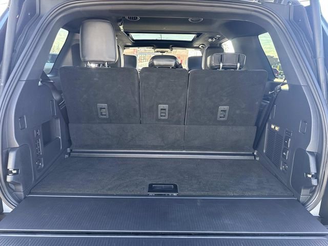Certified 2025 Ford Expedition Platinum w/ Stealth Performance Package AWD/4WD image 7