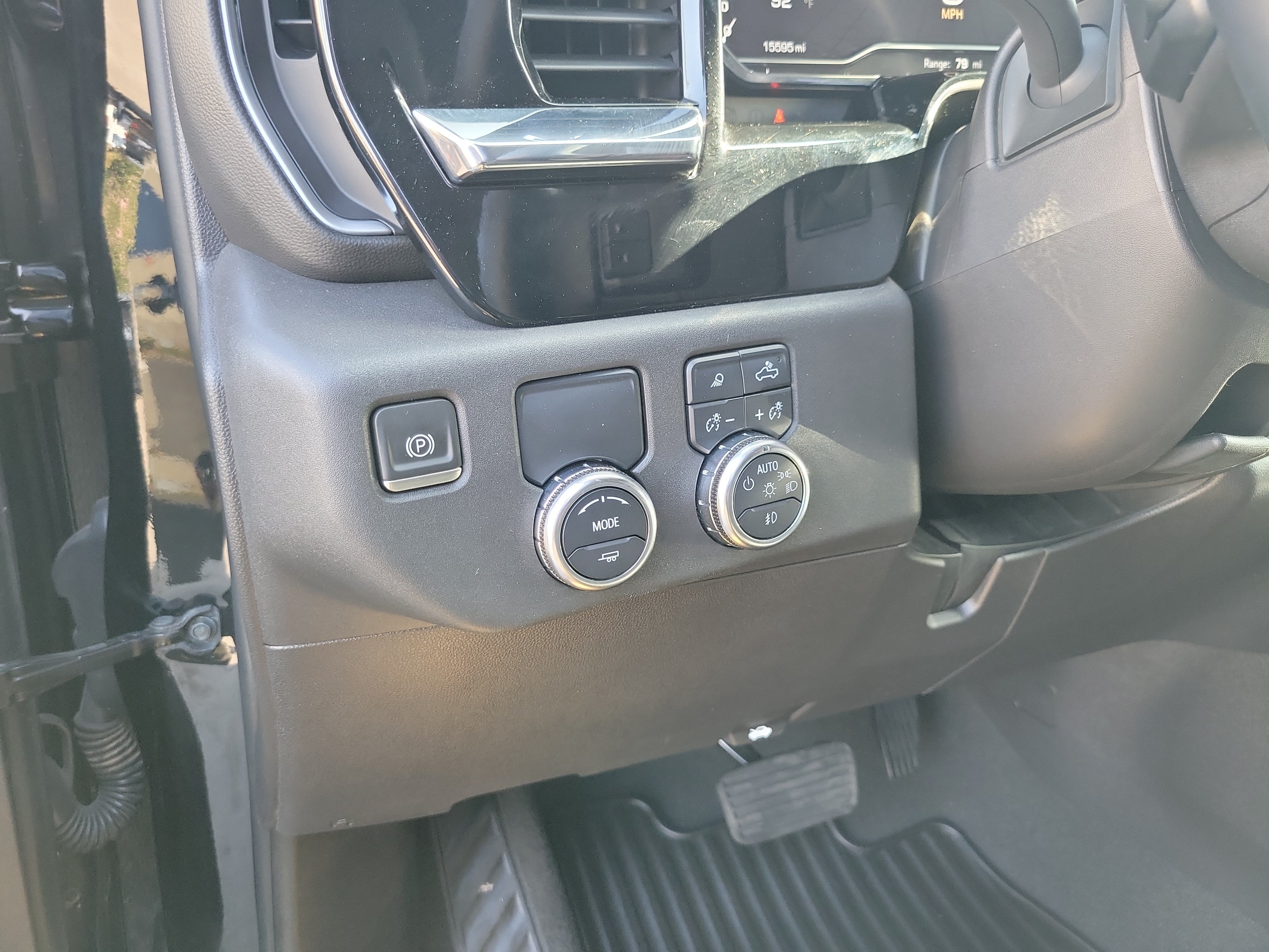 Used 2024 GMC Sierra 1500 Elevation w/ Elevation Premium Package RWD image 10