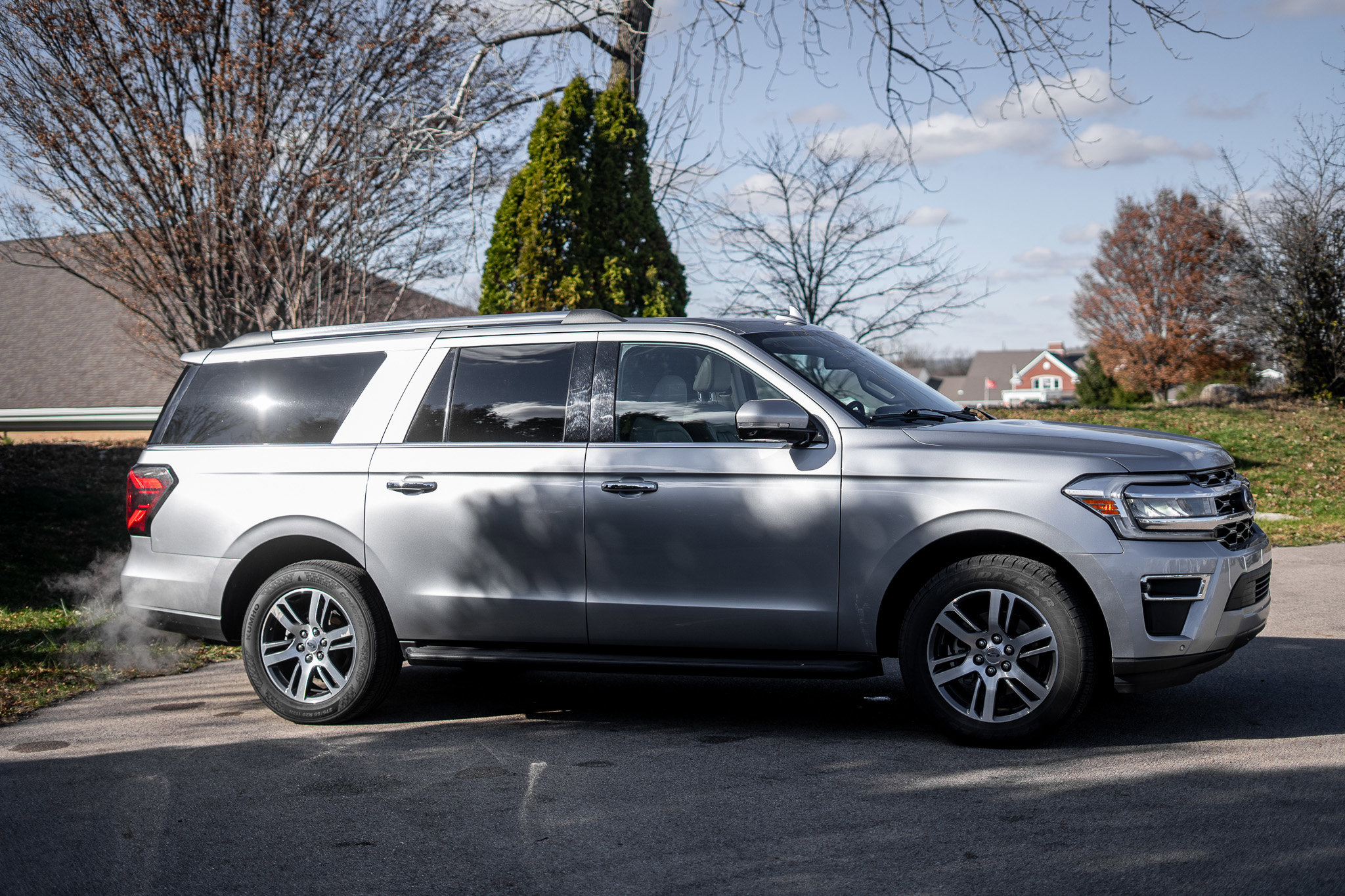 Certified 2024 Ford Expedition Max Limited image 4