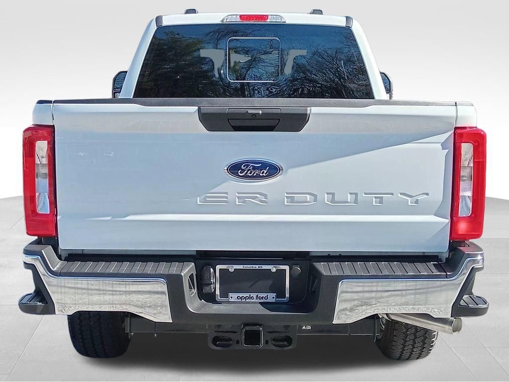 Certified 2025 Ford F250 XLT w/ FX4 Off-Road Package image 4