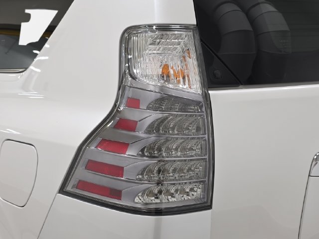 Used 2023 Lexus GX 460 Premium w/ Premium Plus Package AWD/4WD image 32