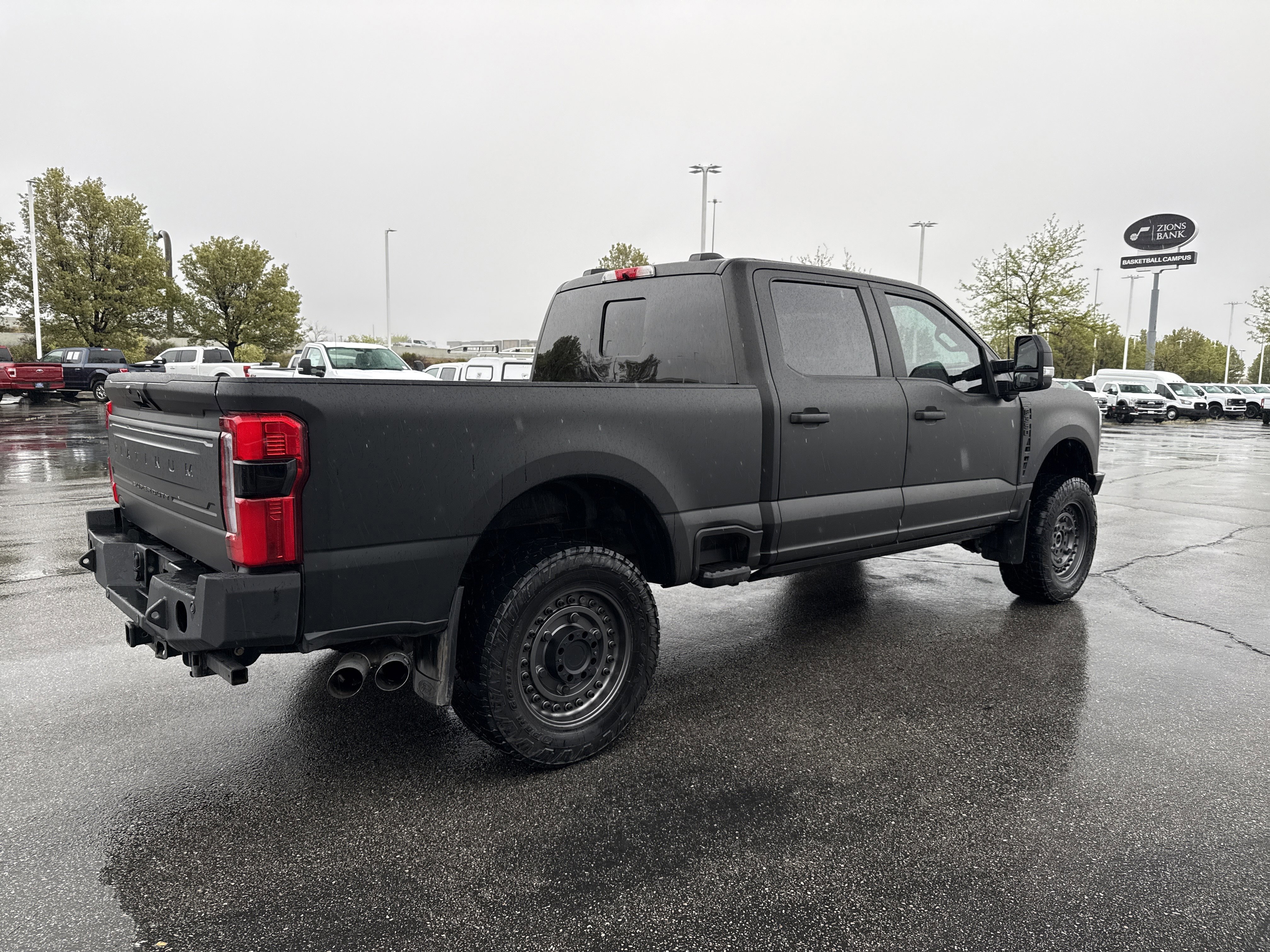 Certified 2023 Ford F350 Platinum w/ FX4 Off-Road Package image 5