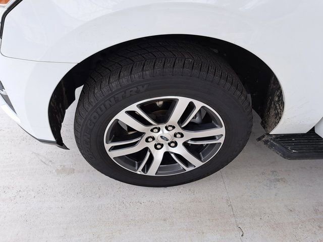 Certified 2024 Ford Expedition Limited image 26
