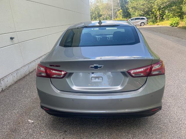 Used 2025 Chevrolet Malibu LT w/ Redline Edition image 4