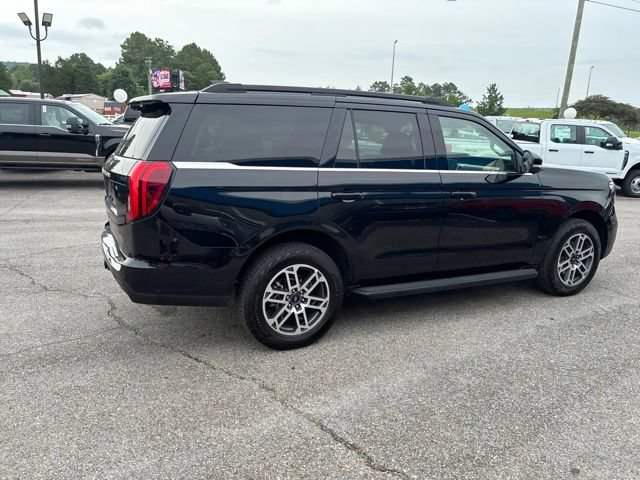 Certified 2025 Ford Expedition Active AWD/4WD image 37