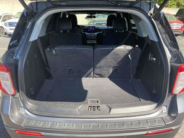 Certified 2022 Ford Explorer XLT w/ Equipment Group 202A AWD/4WD image 12