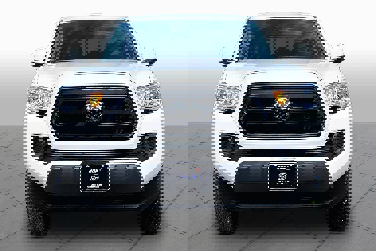 Used 2021 Toyota Tacoma SR w/ SR Convenience Package RWD image 9