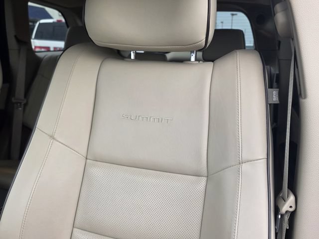 Used 2021 Jeep Grand Cherokee Summit w/ Platinum Series Group RWD image 15