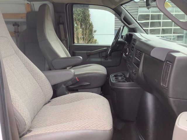 Used 2019 Chevrolet Express 2500 w/ Driver Convenience Package RWD image 20