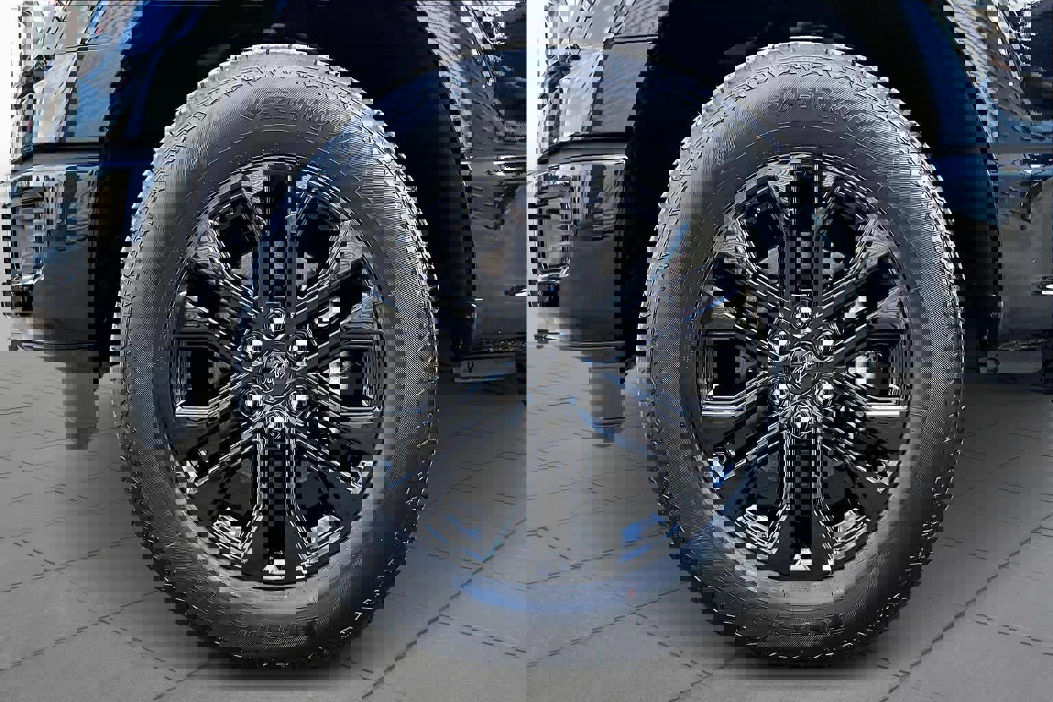 Certified 2024 Ford F150 XLT w/ Equipment Group 302A MID image 18