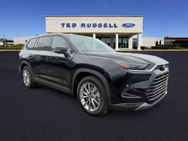 Used 2025 Toyota Grand Highlander AWD image 4
