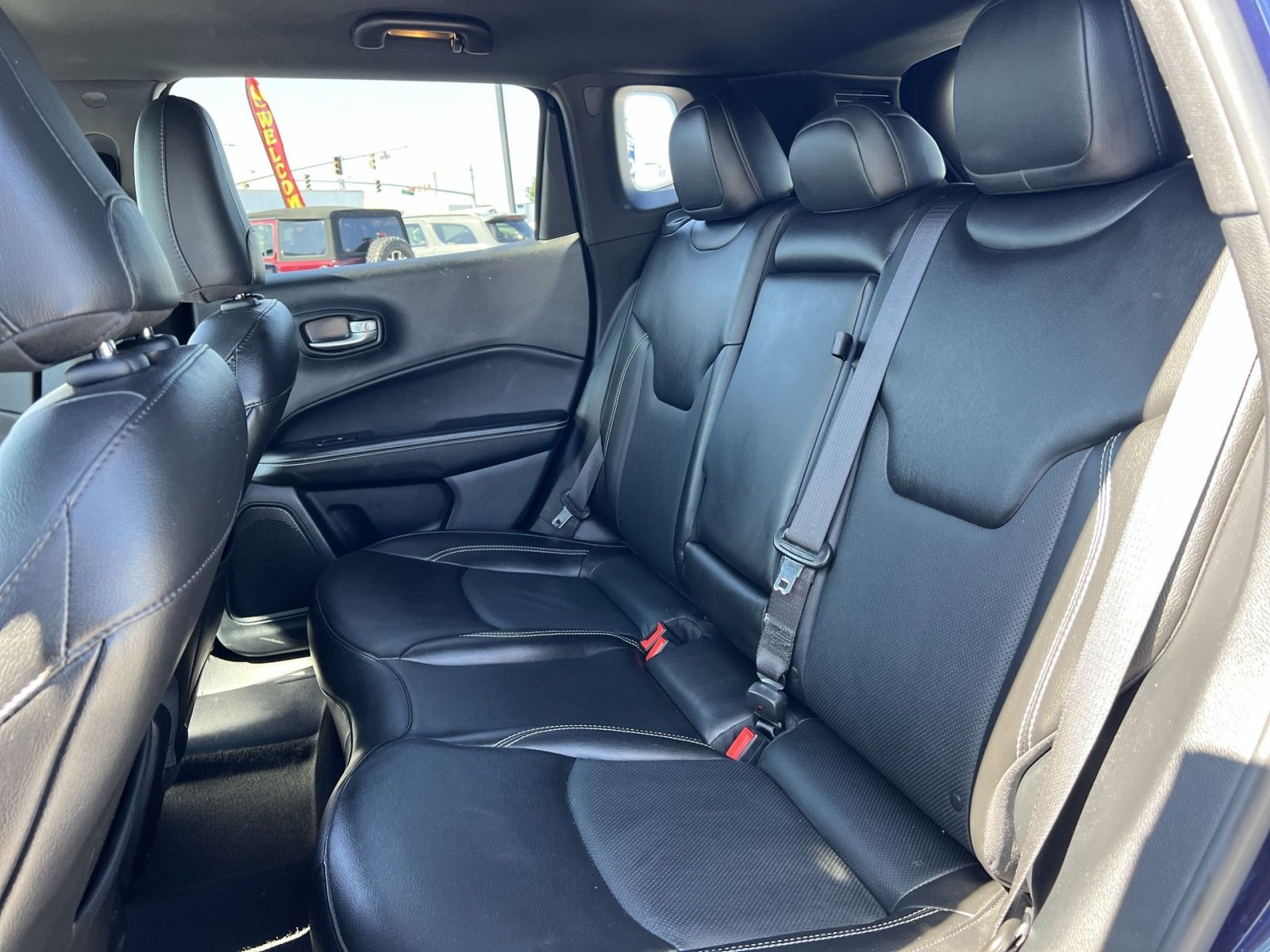 Used 2021 Jeep Compass Latitude AWD/4WD image 32