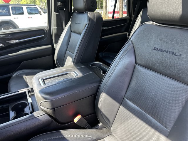 Used 2022 GMC Yukon Denali AWD/4WD image 21